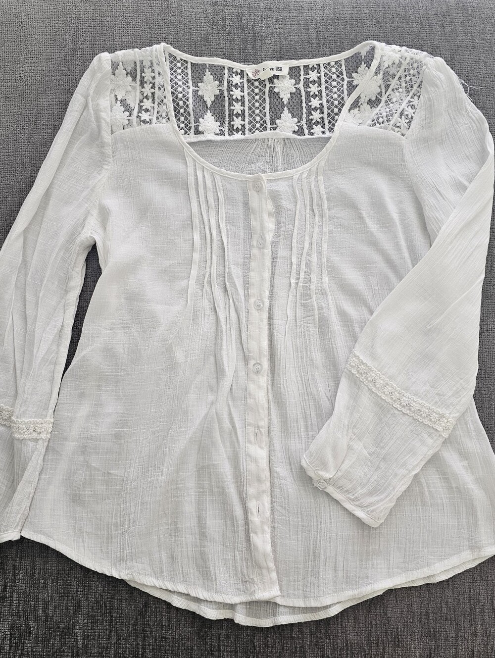 Active USA White Lace Panel Button-Front Blouse In Size L